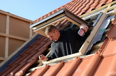 Pose de fenêtres de toit Velux à Boussicourt